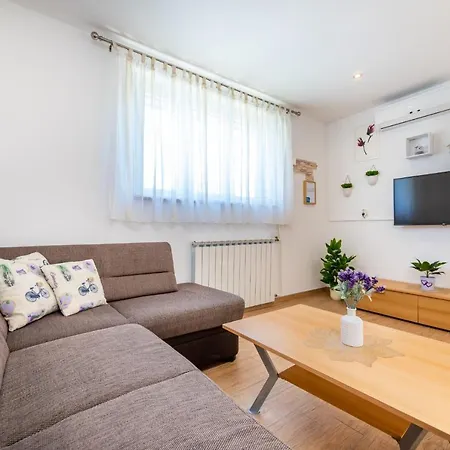 Apartment Meri