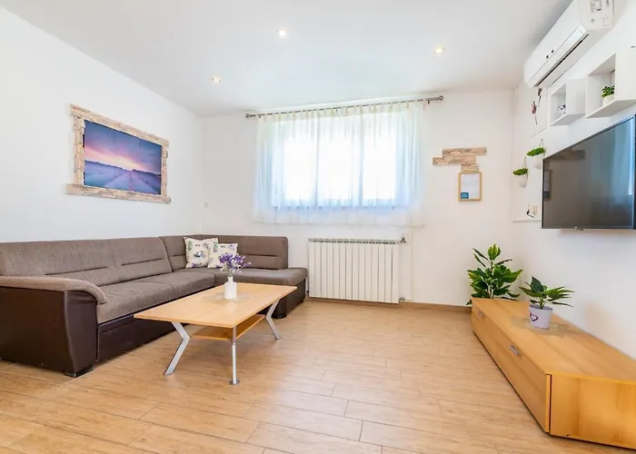 Apartament Meri *