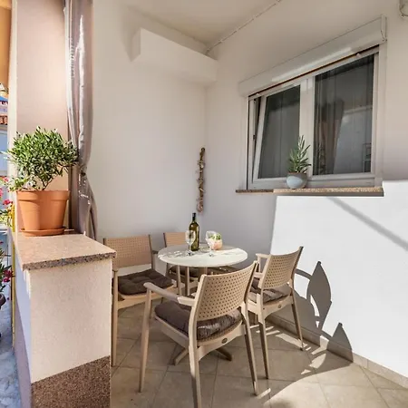 Meri Apartment